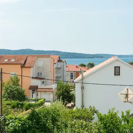 3bdr Medunac Sea View Free Parking * Kaštela